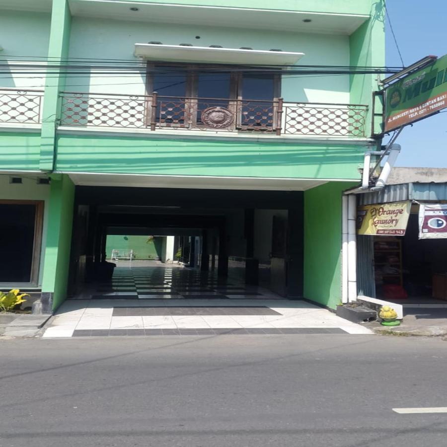 Hotel Mulia Lawean Extérieur photo