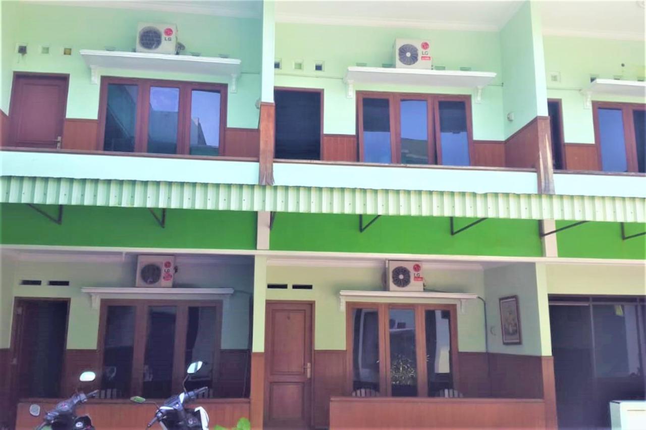 Hotel Mulia Lawean Extérieur photo